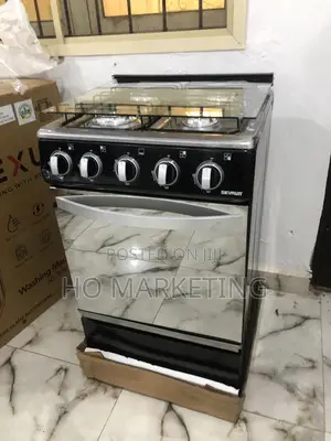 Skyrun 4 Burners Gas Cooker. (Auto Ignition)