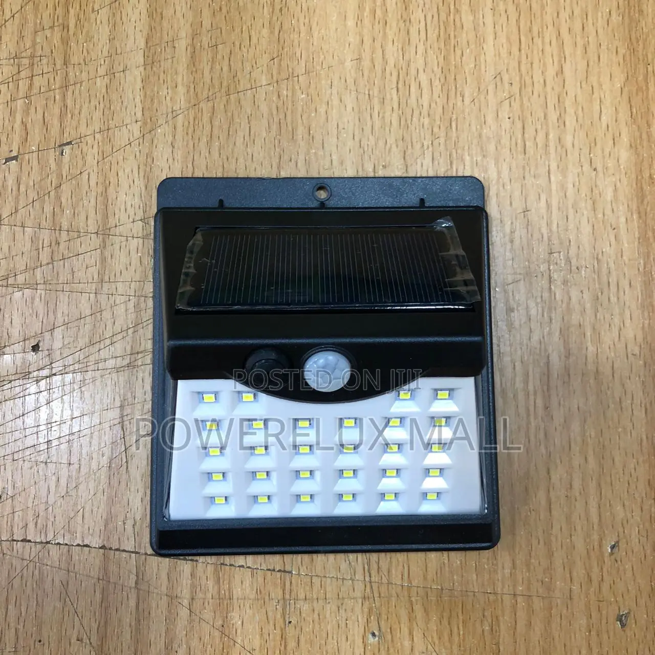 Solar Powered LED Wall Light