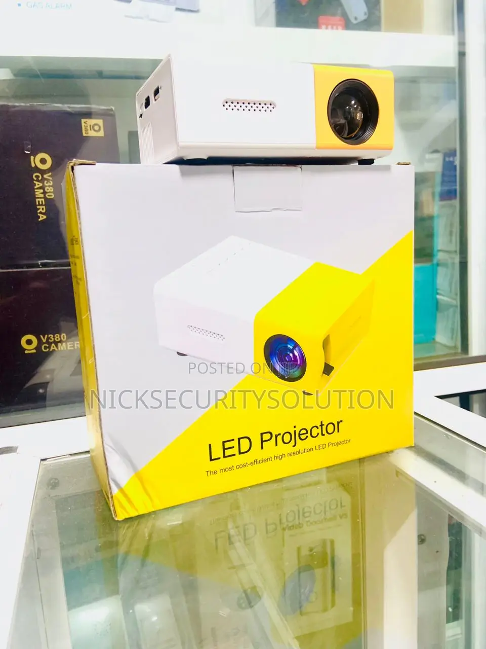 Mini LED Projector Portable Built-in Speaker Remote