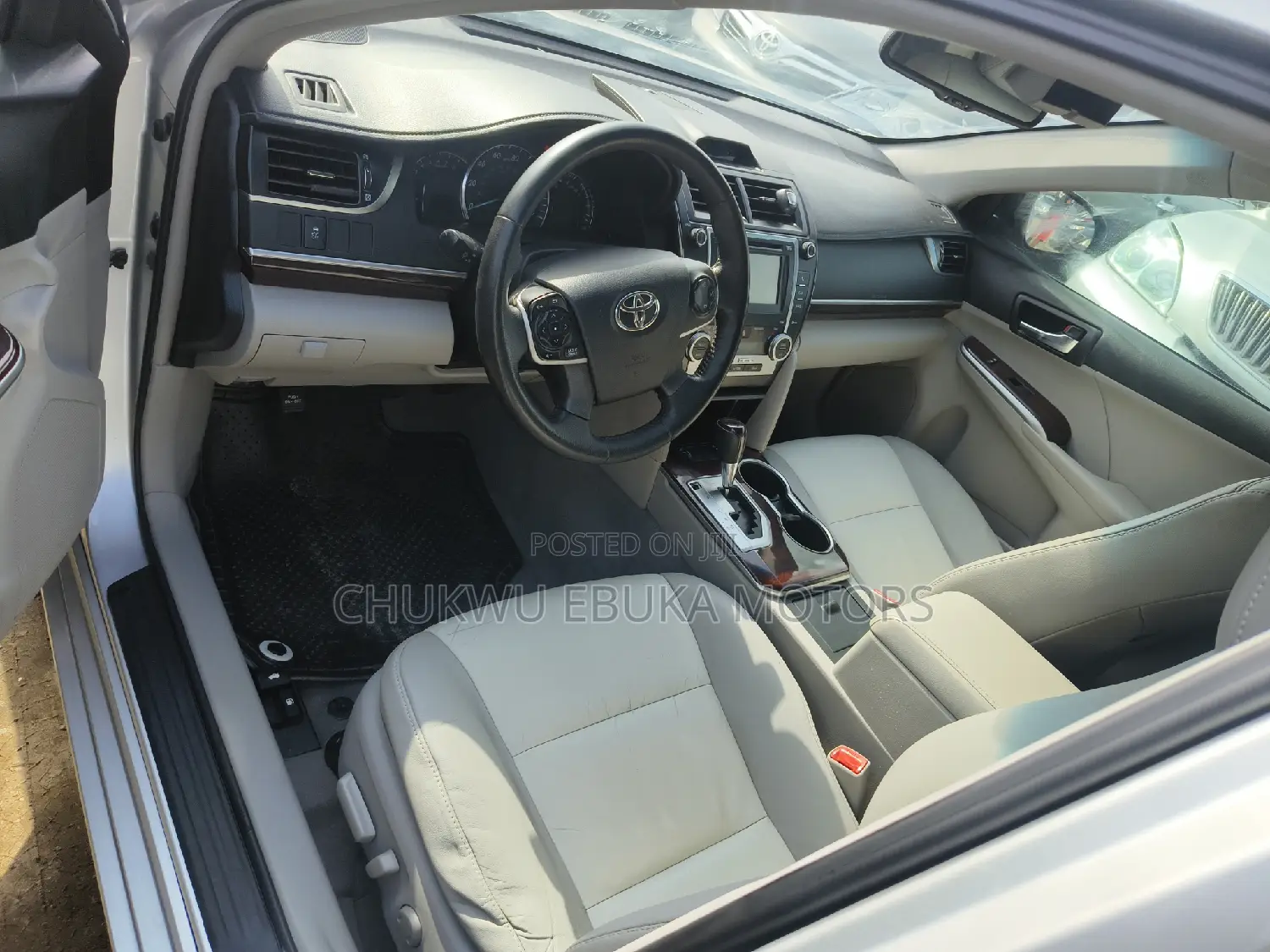 Toyota Camry 2013 Silver