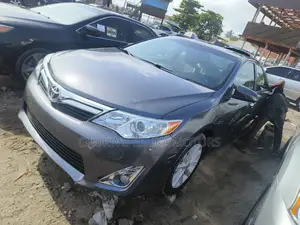 Toyota Camry 2013 Gray