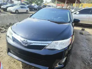 Photo - Toyota Camry 2013 Black