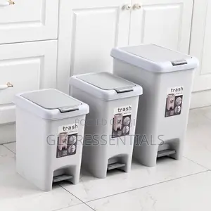 Pedal Trash Bin