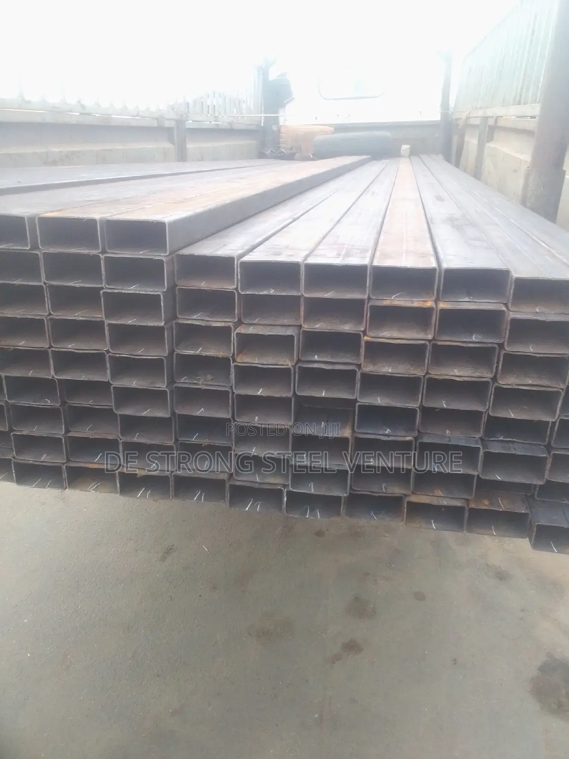 3 X 1 1⁄2 Sq Pipe 2mm