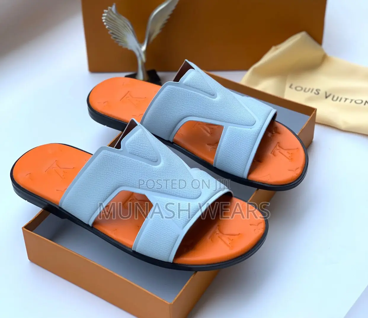 Louis Vuitton Leather Palm