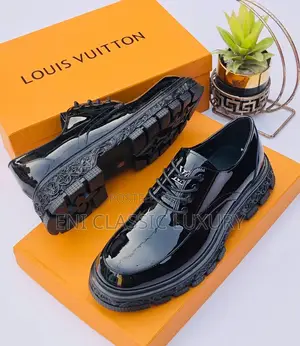 Classic Man's Luxury Outfits Louis Vuitton