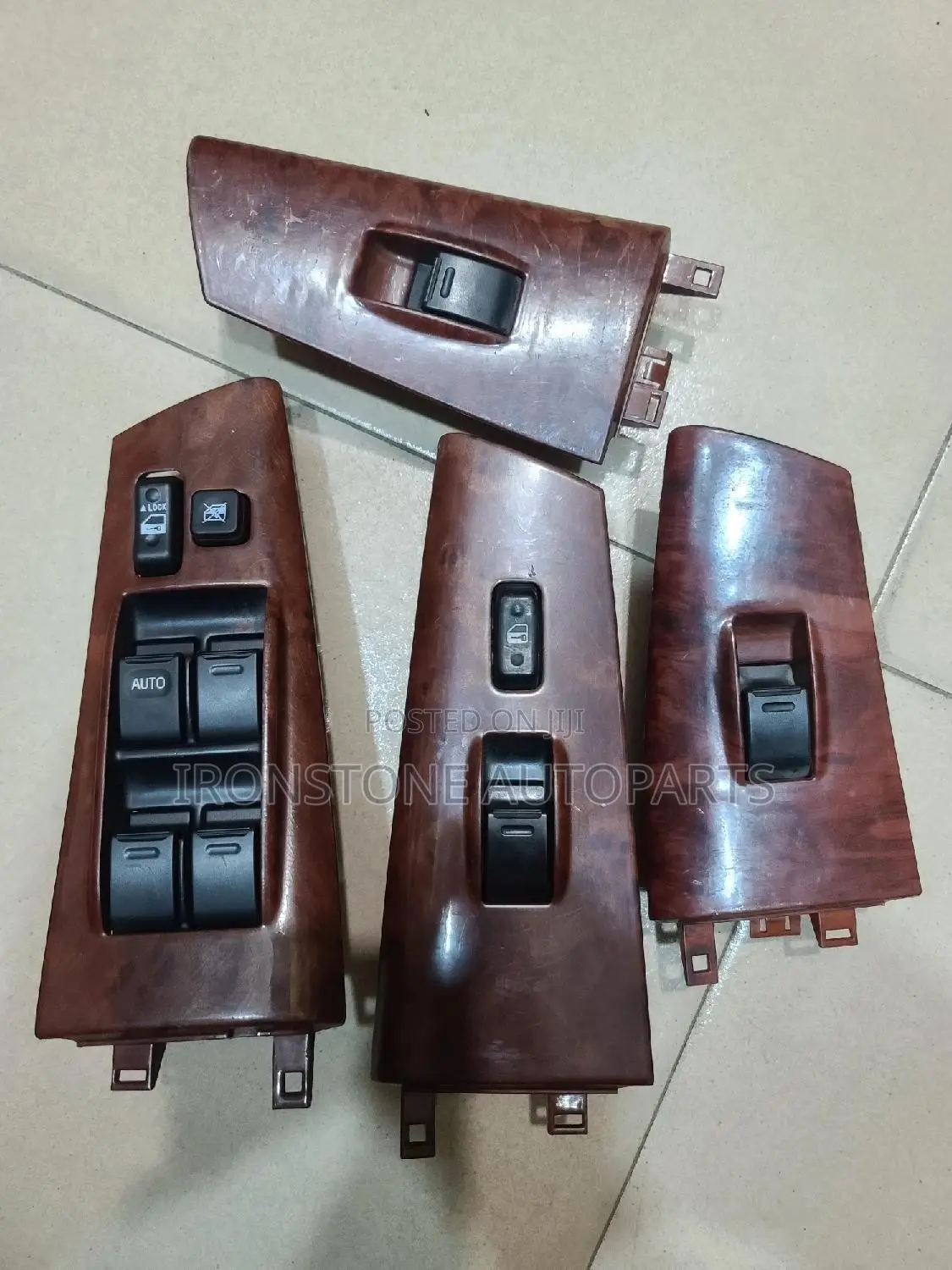 Formica Power Window Switch - Corolla 2004/06