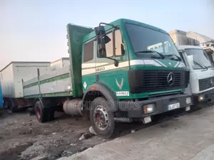 Mercedes Truck 1820 10bolts 15tonnes
