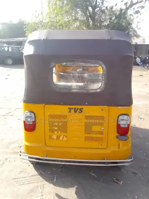 TVS King Deluxe Plus iTouch Start 2022 Yellow