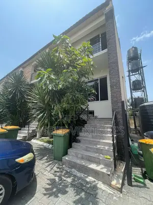 4bdrm Townhouse / Terrace in Osapa for rent
