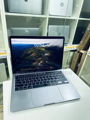 Laptop Apple MacBook Pro 2020 16GB Intel Core I5 SSD 512GB