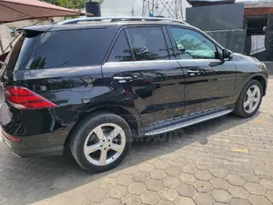 Mercedes-Benz GLE-Class GLE 350d 4MATIC 2017 Black