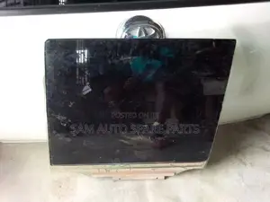 Lexus LX 570 Door Glass Back Left Side 2014 Model