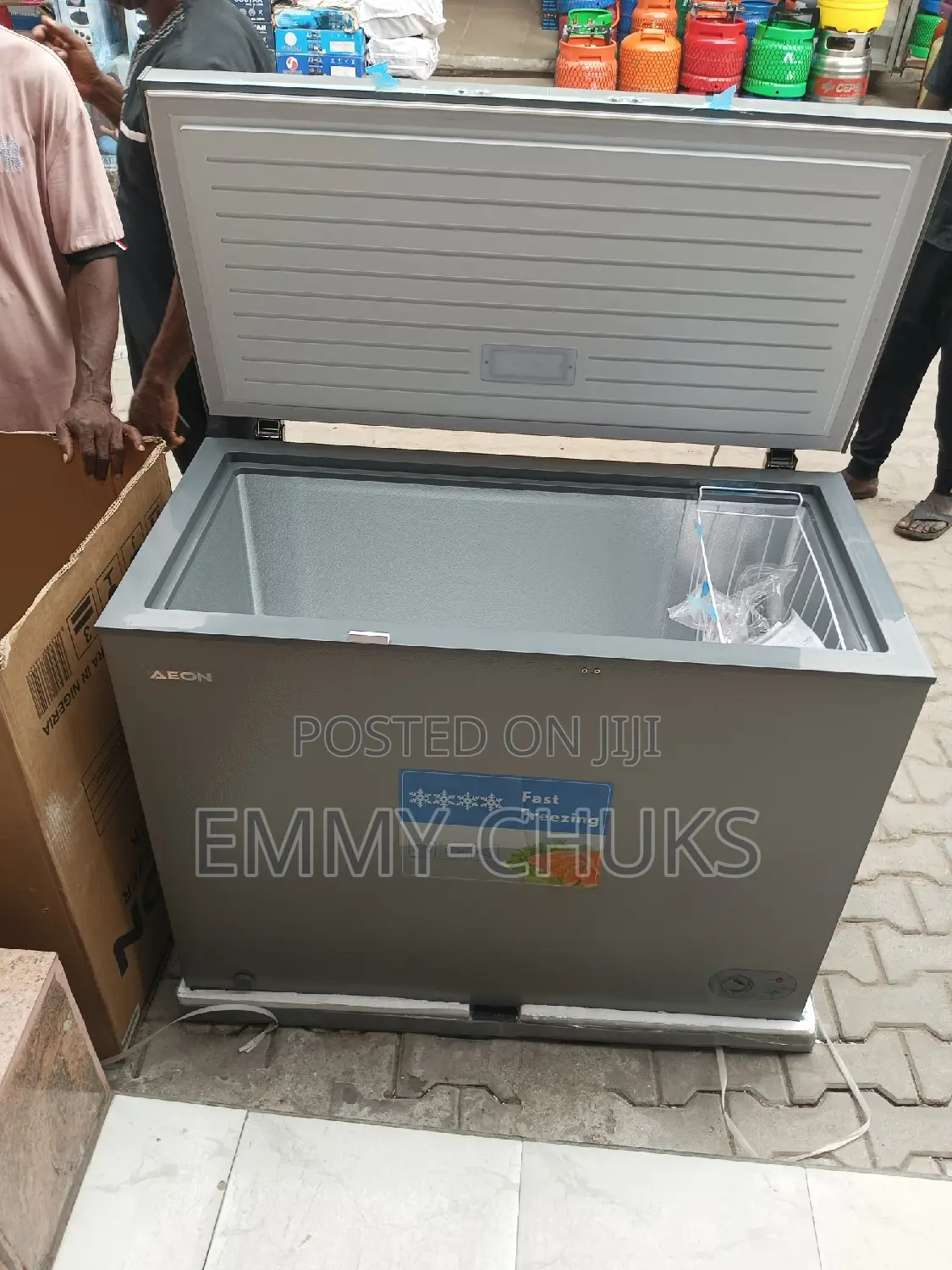 250L Aeon Chest Freezer