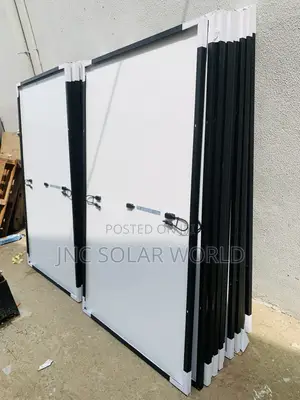 550w Utxx Solar Panels Mono 120 Cell