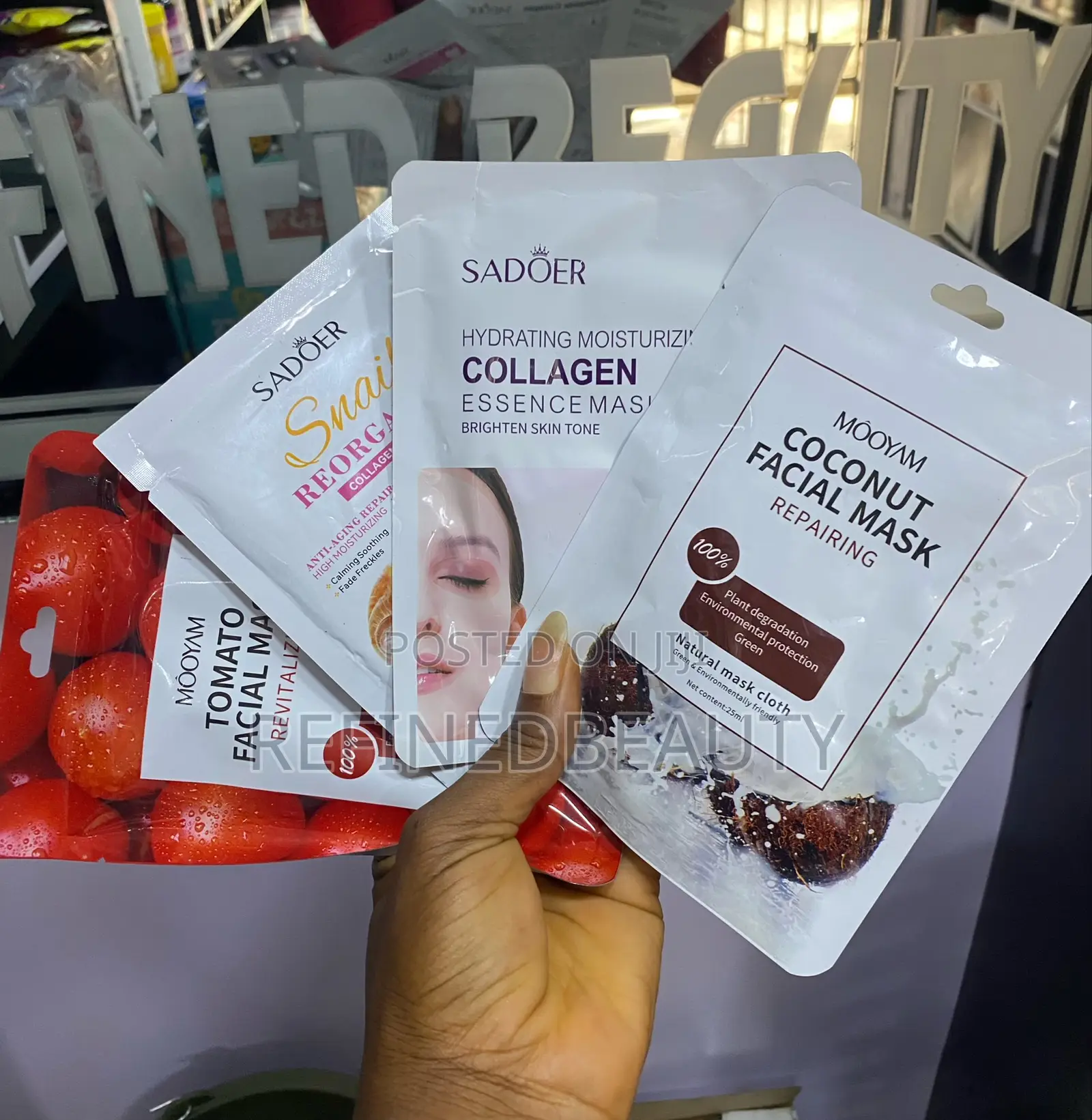 Mooyam and Sadoer Facial Mask