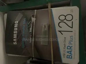 SAMSUNG 128GB Flash Drive