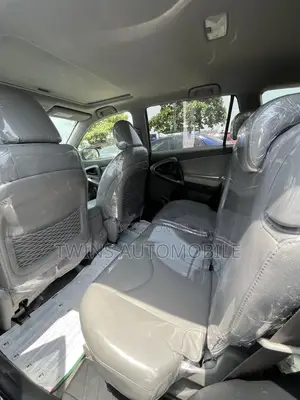 Toyota RAV4 2.5 Limited 2010 Black