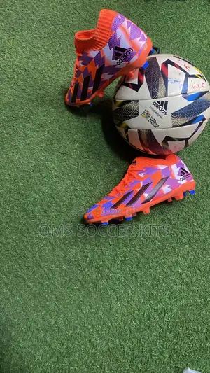Adidas Football Boot (45)