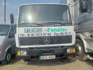 Mercedes 814 Driect German White
