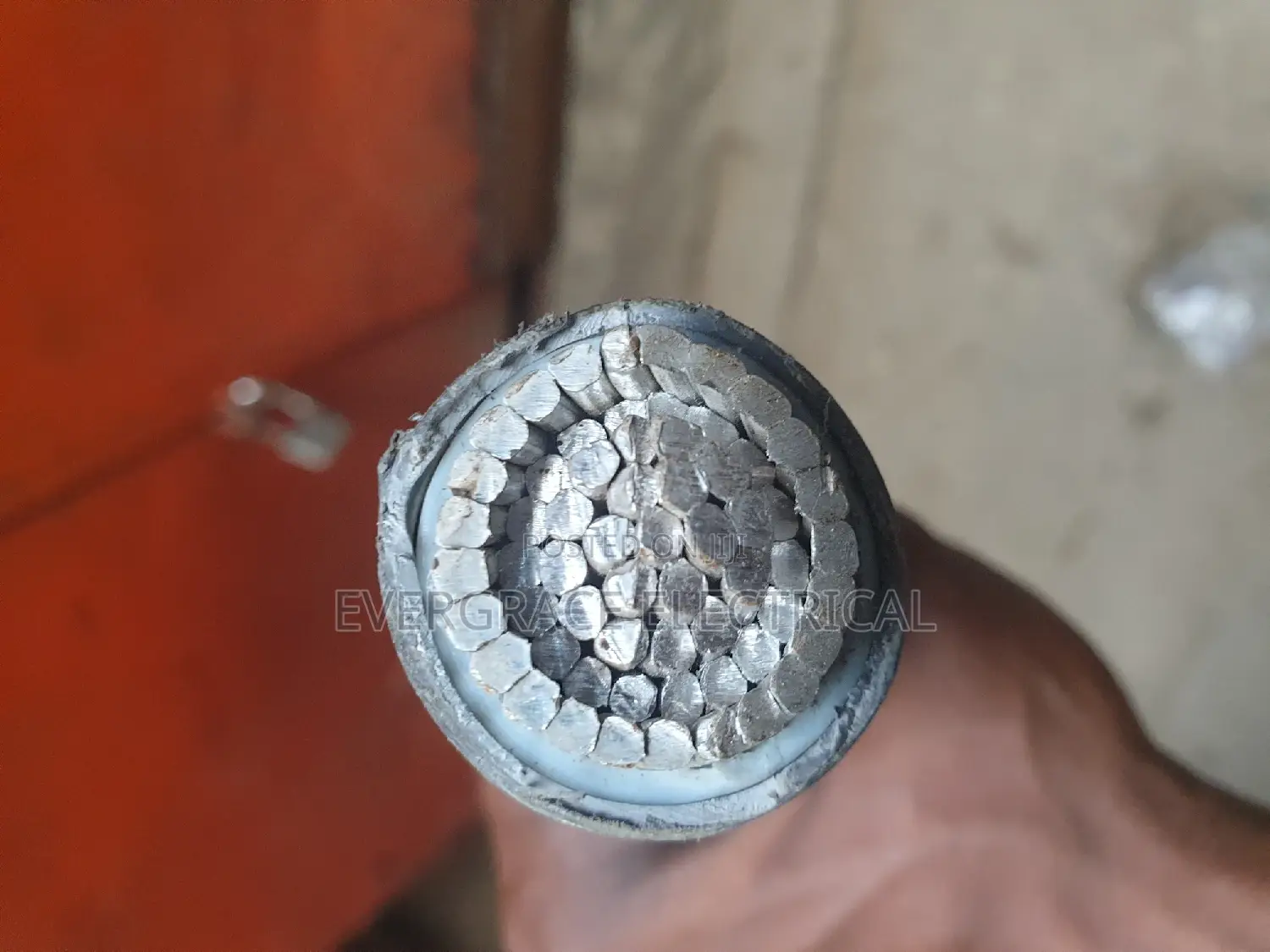 400mm Single-Core PVC Cable Aluminium.
