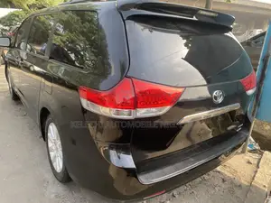 Toyota Sienna Limited 7 Passenger 2010 Black