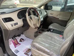 Toyota Sienna Limited 7 Passenger 2010 Black