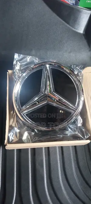 Mercedes Benz Front Logo With Light (Glass)