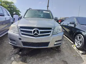 Mercedes-Benz GLK-Class 350 4MATIC 2012 Silver