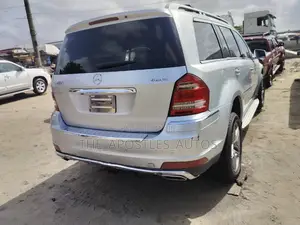 Mercedes-Benz GL-Class GL 450 2010 Silver