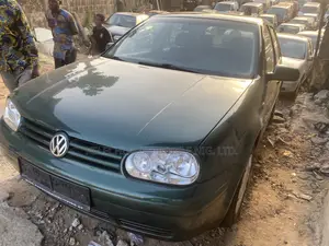 Volkswagen Golf 2004 Green
