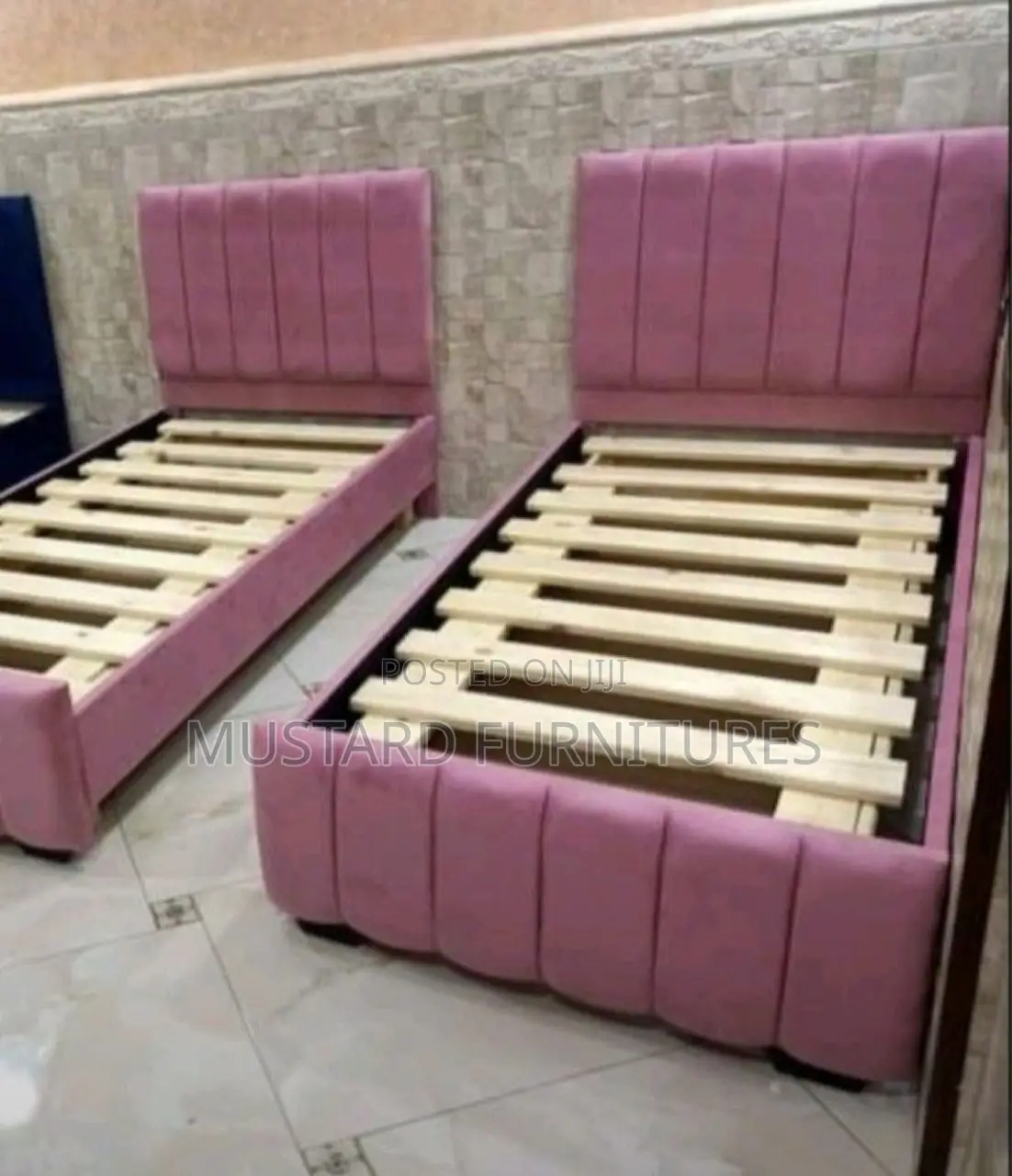 Quality 4x6ft Padded Bedframe