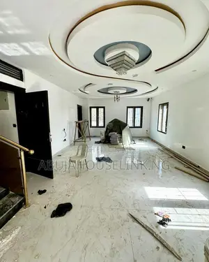 5bdrm Duplex in Guzape Abuja for sale