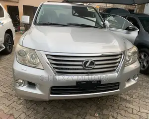Lexus LX 570 2011 Silver