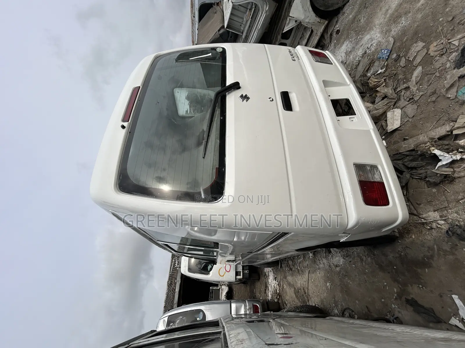 Suzuki Every 2012 White