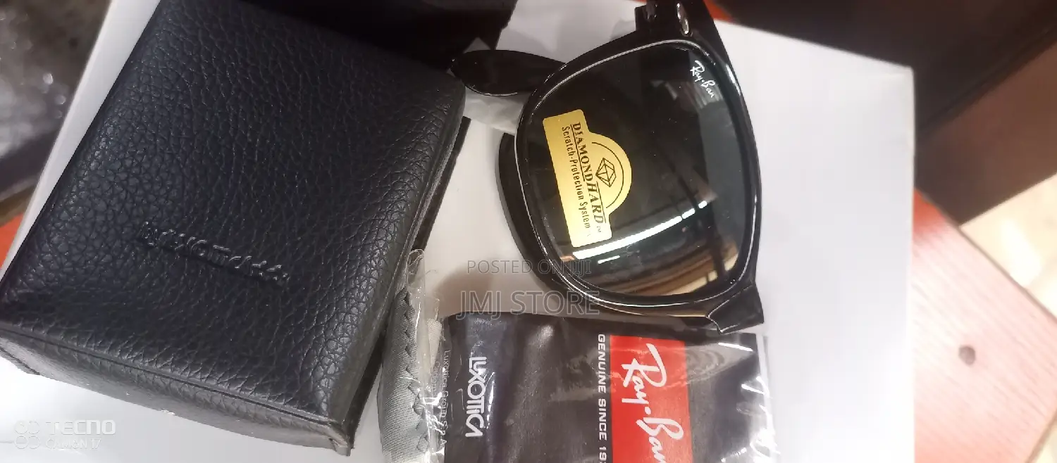 Ray Ban Foldable Wayfarer Tortoise Shell