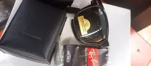 Ray Ban Foldable Wayfarer Tortoise Shell