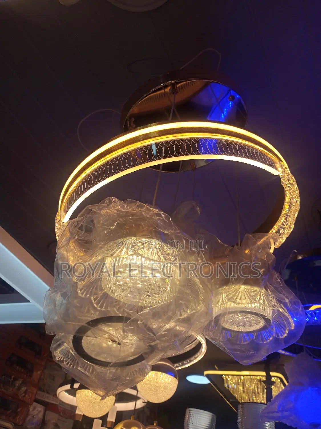 Very New 4-Box Multicolor Dropping Chandelier Light