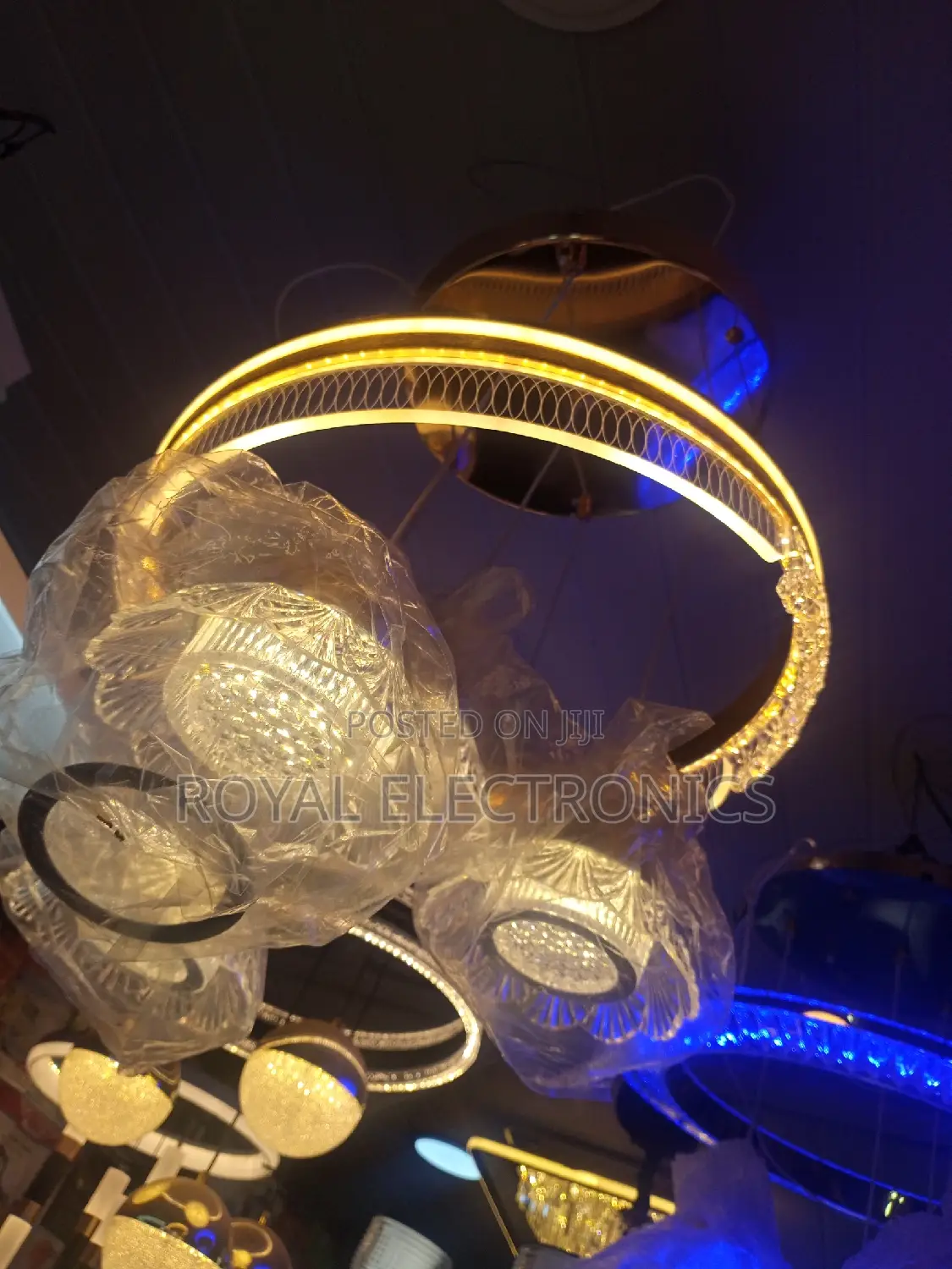 Very New 4-Box Multicolor Dropping Chandelier Light