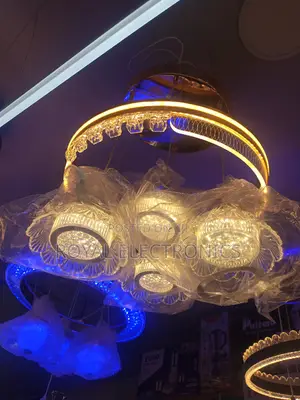 Latest 4-Box Multicolor Dropping Chandelier Light