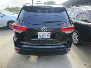Toyota Highlander 2017 Black
