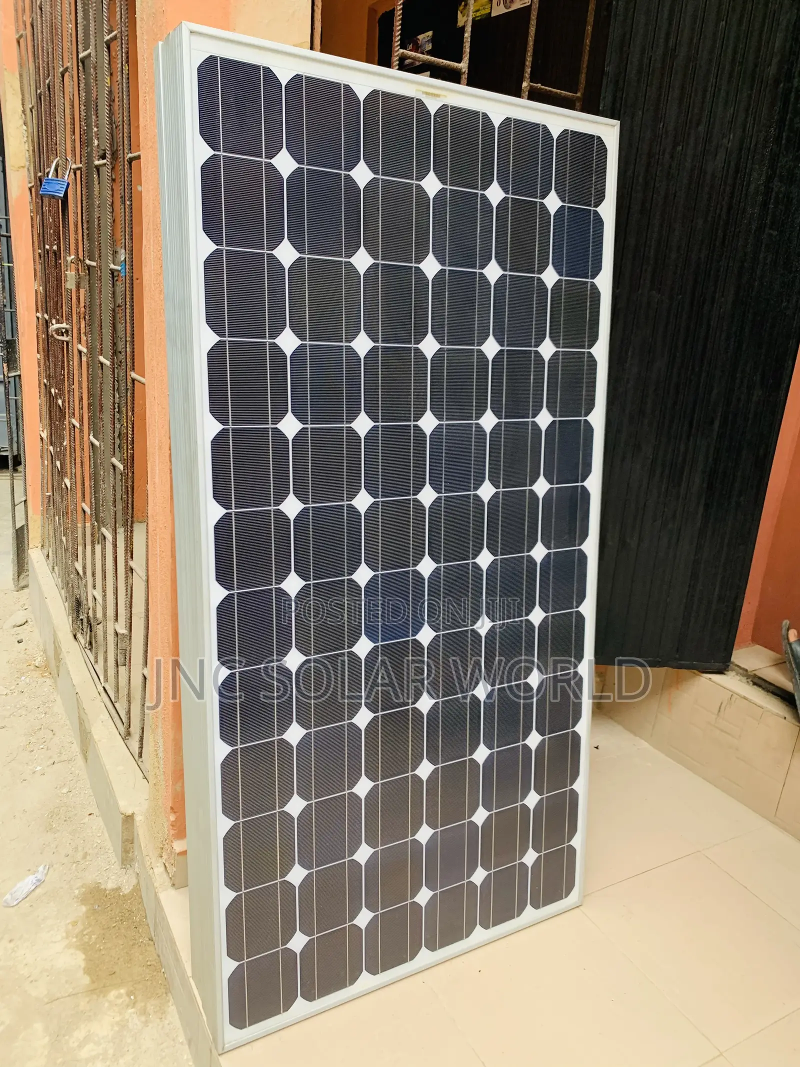 300w Solar Panels Canadians Mono 72 Cell