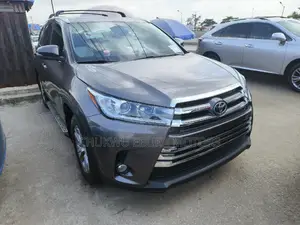Toyota Highlander 2017 Black