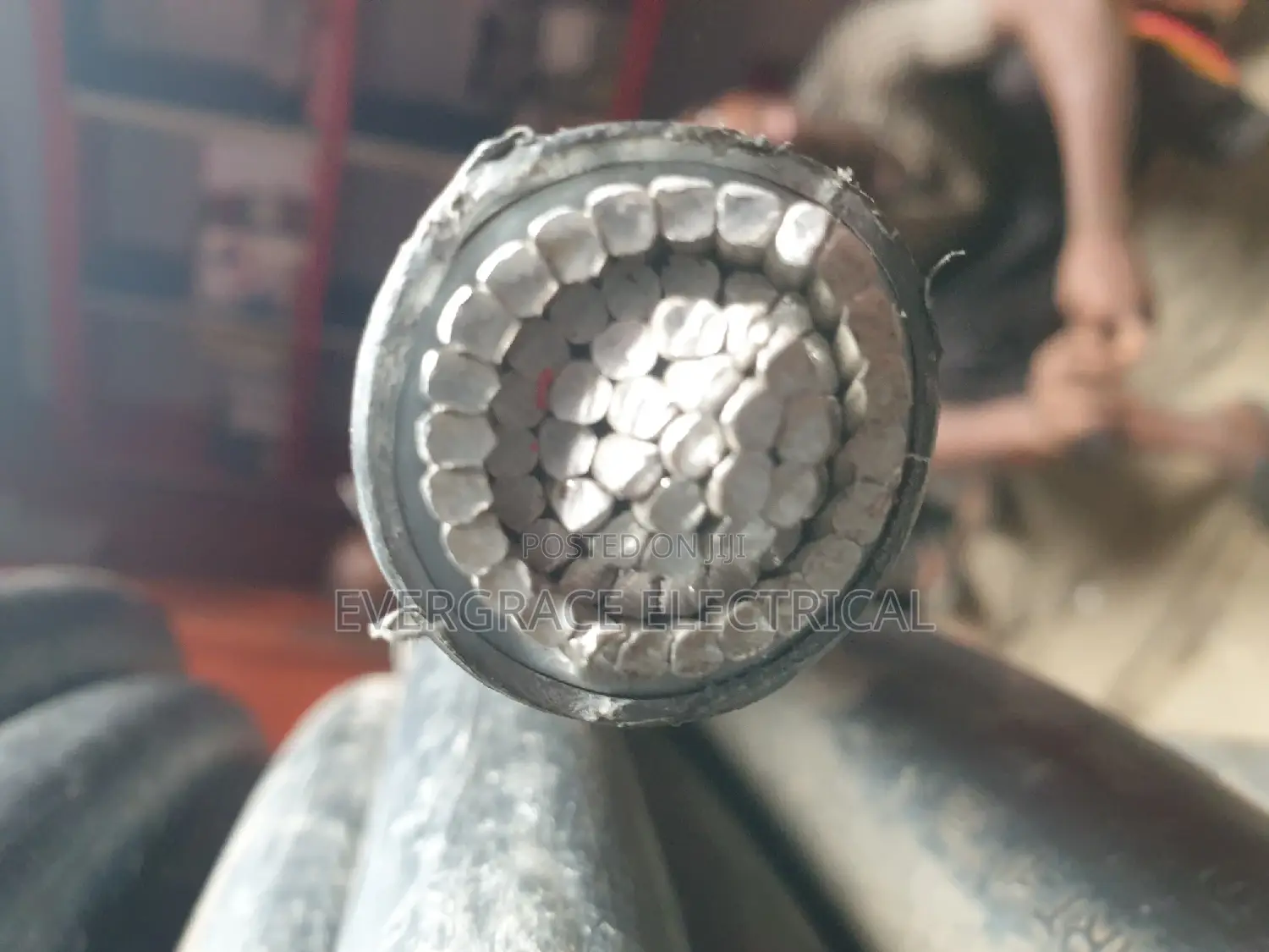 Single Aluminium Cable 400mm.