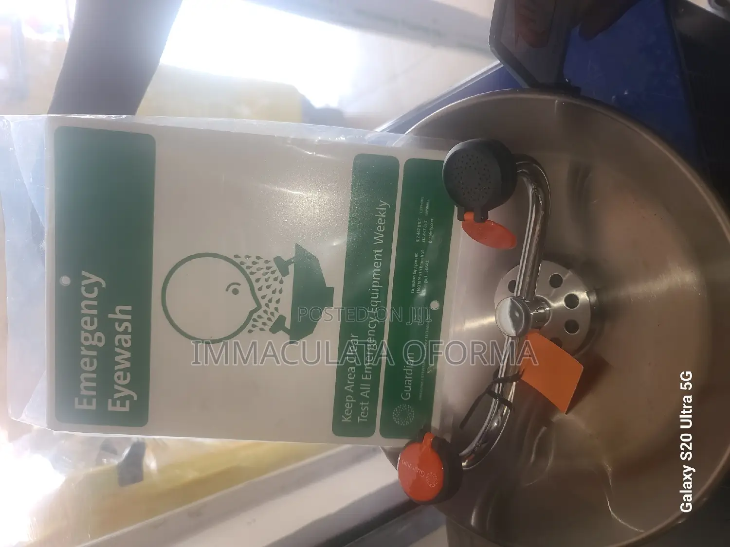 Emergency Eyewash Unit.