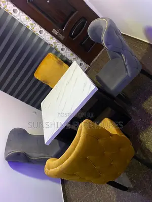 4seater Modern Tufted Dinning Set