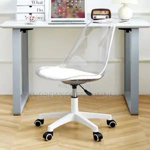 Sleekly Swivel Chair