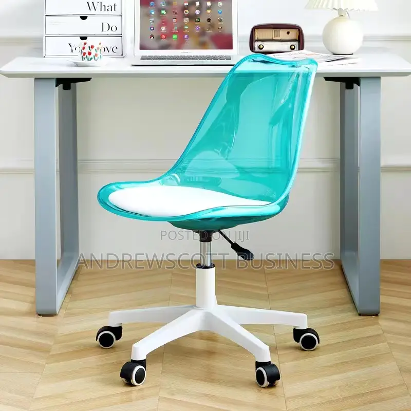 Sleekly Swivel Chair