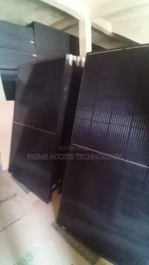 High Quality 500watts Black Faced Solar Panel