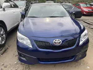 Toyota Camry 2010 Blue